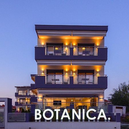 Botanica Luxury Suites ネオス・マルマラス エクステリア 写真