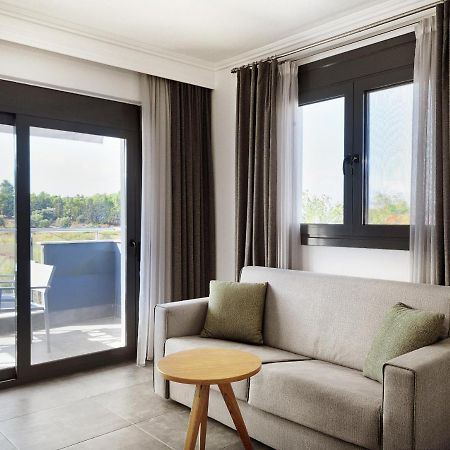Botanica Luxury Suites ネオス・マルマラス エクステリア 写真