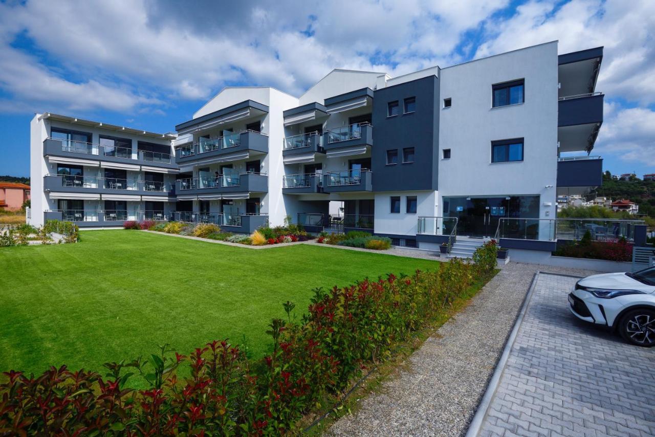 Botanica Luxury Suites ネオス・マルマラス エクステリア 写真
