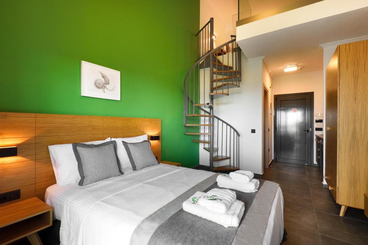 Botanica Luxury Suites ネオス・マルマラス エクステリア 写真
