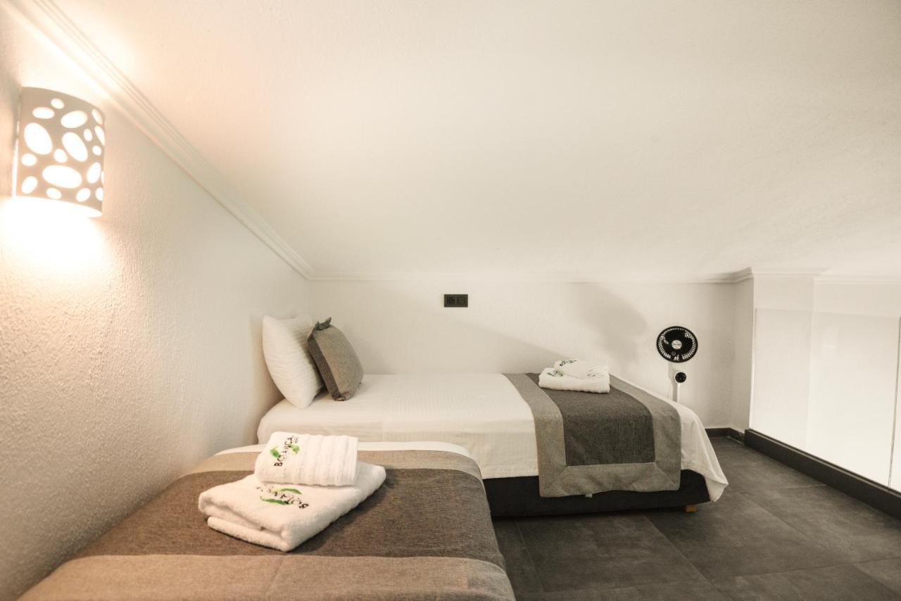 Botanica Luxury Suites ネオス・マルマラス エクステリア 写真