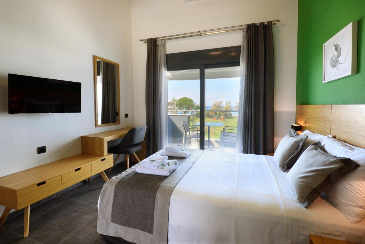 Botanica Luxury Suites ネオス・マルマラス エクステリア 写真