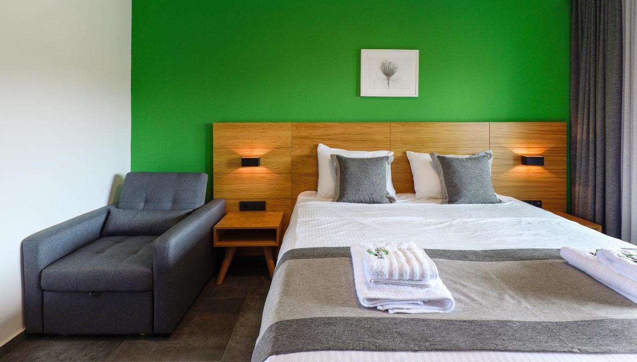 Botanica Luxury Suites ネオス・マルマラス エクステリア 写真