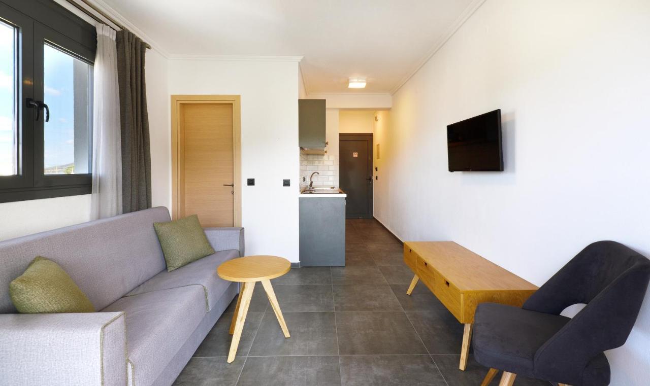 Botanica Luxury Suites ネオス・マルマラス エクステリア 写真